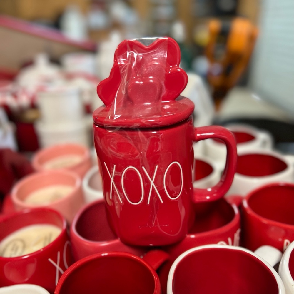 RAE DUNN XOXO MUG TOPPER